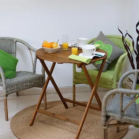 Oda ve Kahvaltı La Antalya