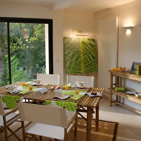 Oda ve Kahvaltı La Antalya